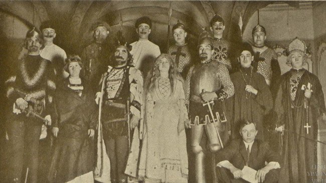 T1910 m. spektaklio „Kęstutis“ aktorių trupė iš Vusterio (Worcester, MA)