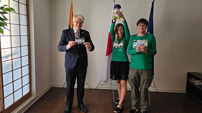 Su ambasadorium Aurelijumi Zyku Lietuvos ambasadoje Tokijuje