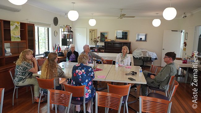 Lietuvių sodybos bendruomenės namuose