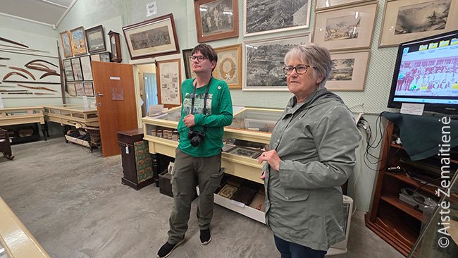 Su muziejaus savanore Lobetalyje